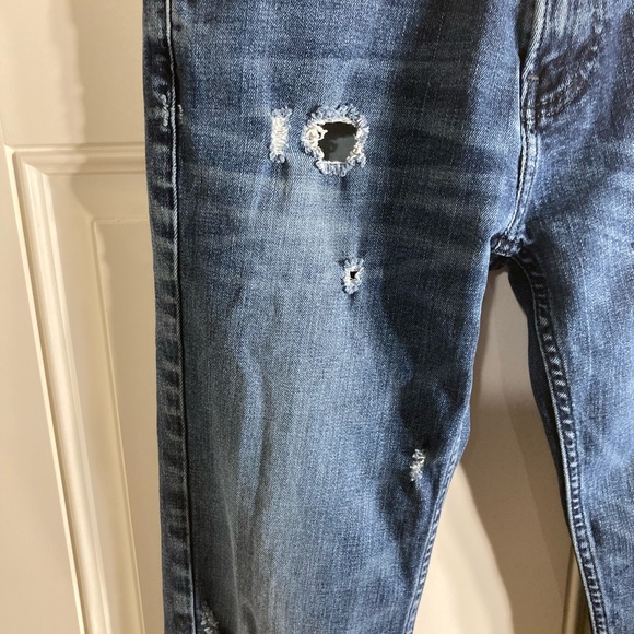 Hollister distressed jeans - Picture 3 of 14